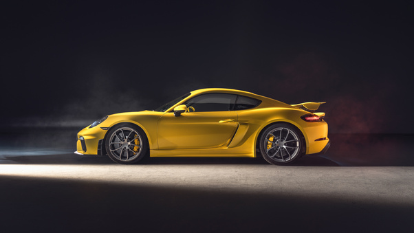 Porsche 718 Cayman GT4 2019 Wallpaper