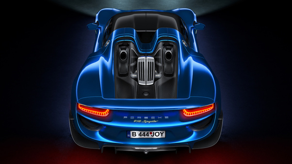 Porsche 918 Sports Car Wallpaper