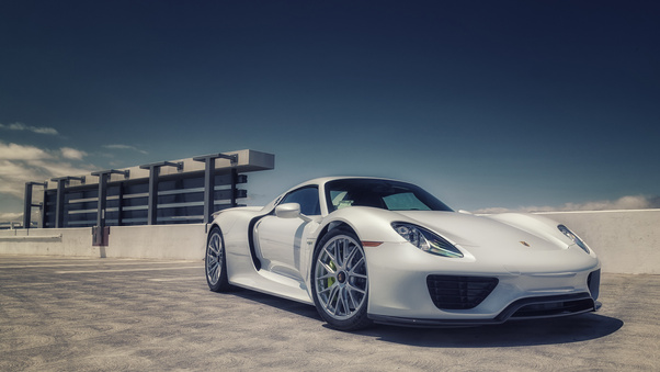 Porsche 918 Spyder Wallpaper