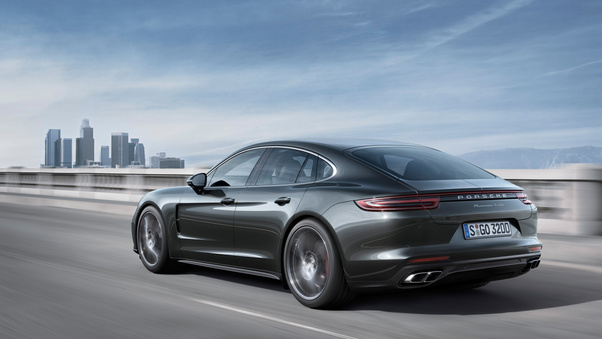 Porsche Panamera Turbo HD Wallpaper