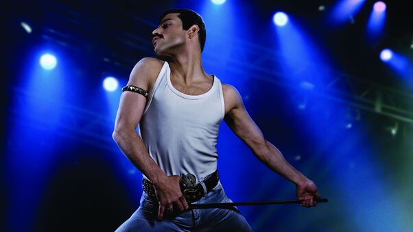 Rami Malek In Bohemian Rhapsody Movie Wallpaper
