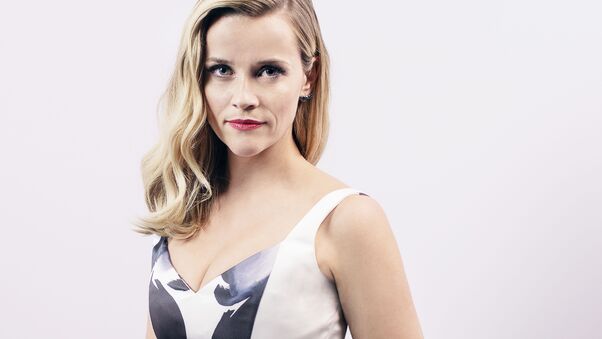 Reese Witherspoon Elle Wallpaper