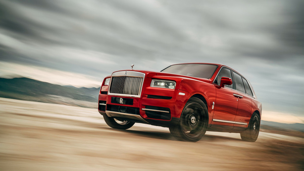 Rolls Royce SUV Wallpaper