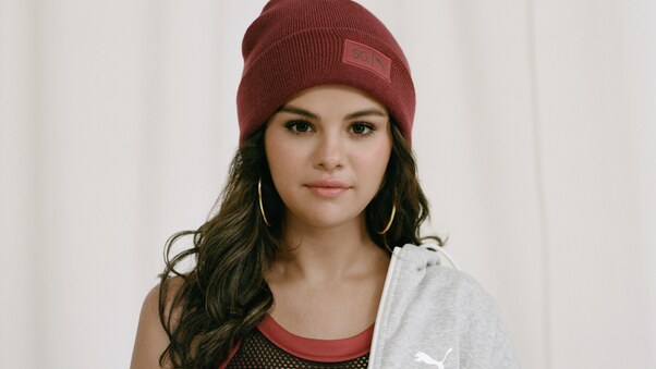 Selena Gomez 4k Puma Wallpaper