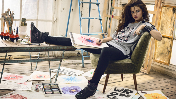 Selena Gomez Adidas 5k Neo Wallpaper