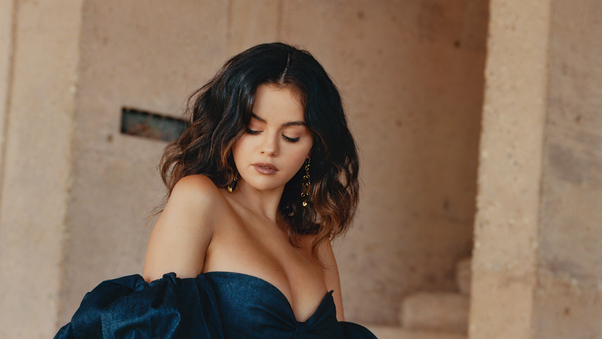 Selena Gomez Allure Magazine 2020 Wallpaper