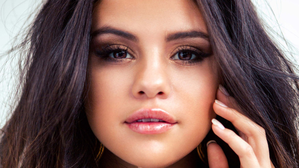 Selena Gomez Face Portrait 4k Wallpaper