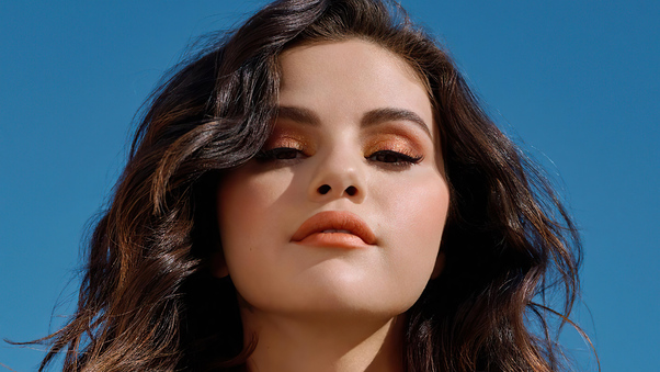 Selena Gomez Rare Beauty 2021 Wallpaper