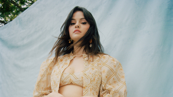 Selena Gomez Vogue US 2021 5k Wallpaper