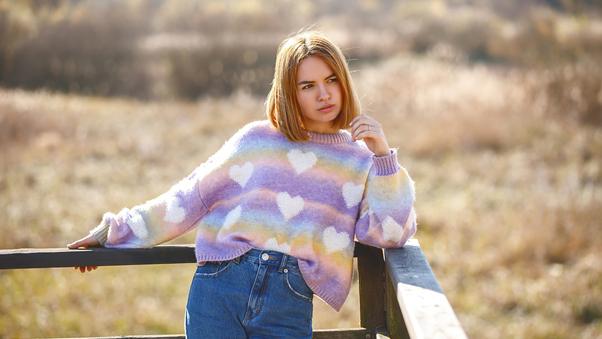 Short Hair Girl Sweater Wallpaper