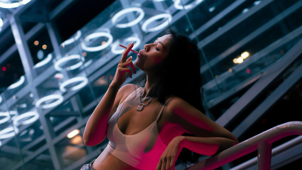 Smoker Girl (320x240) Resolution Wallpaper