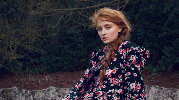 Sophie Turner Marie Claire Photoshoot 4k Wallpaper