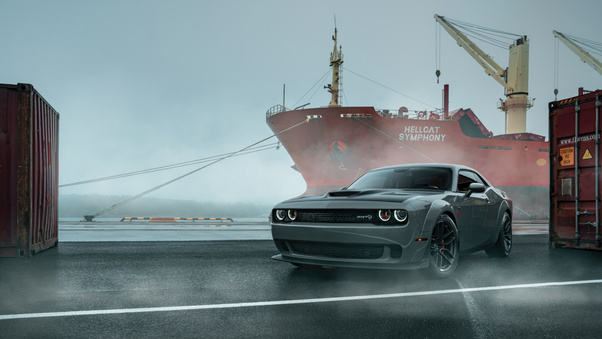 Street Dominator Dodge Challenger Srt Wallpaper