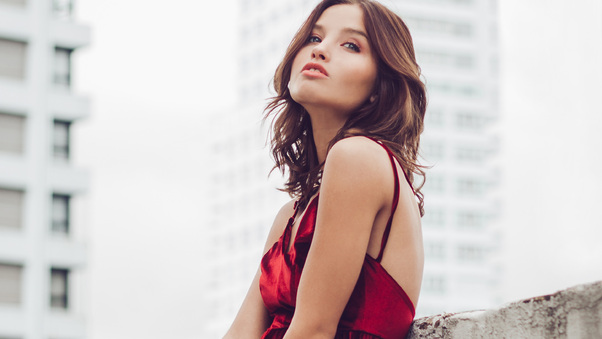 Stunning Model Outdoors Wearing Red Dress Wallpaper,HD Girls Wallpapers ...