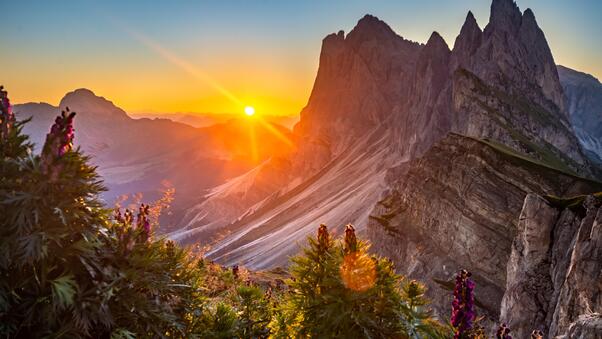 Sunrise At The Dolomites Italy Wallpaper