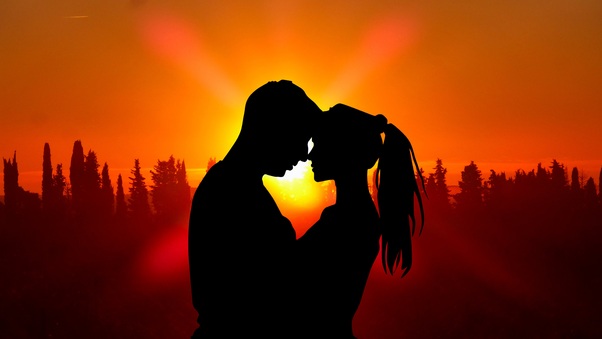 Sunset Couple Love Silhouette 5k Wallpaper