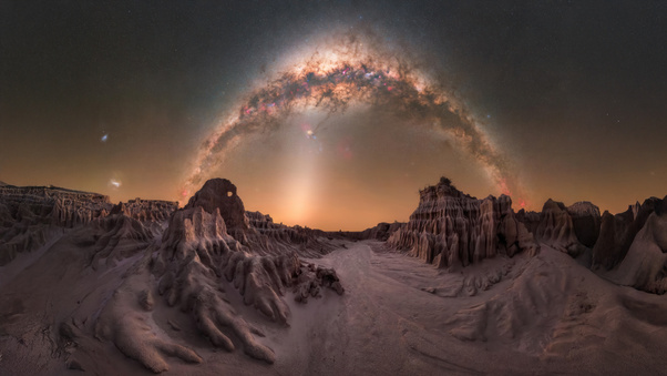 The Milky Way Over Mungo National Park Australia Wallpaper