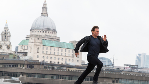 Tom Cruise Running Mission Impossible Fallout Wallpaper