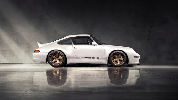 White Porsche 911 Guntherwerks 5k Wallpaper