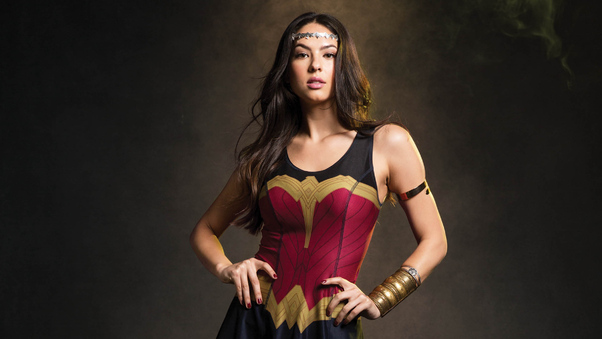 Wonder Woman Amazonian Girl Wallpaper