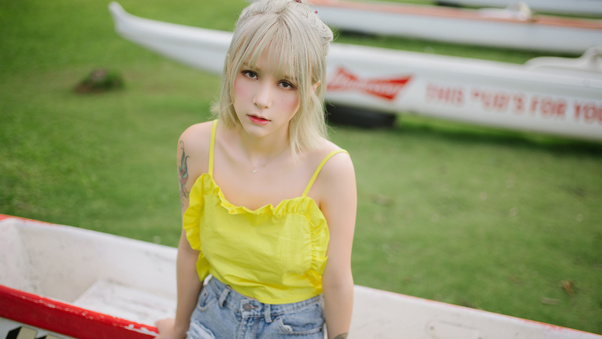 Yellow Dress Asian Girl Outdoors Wallpaper