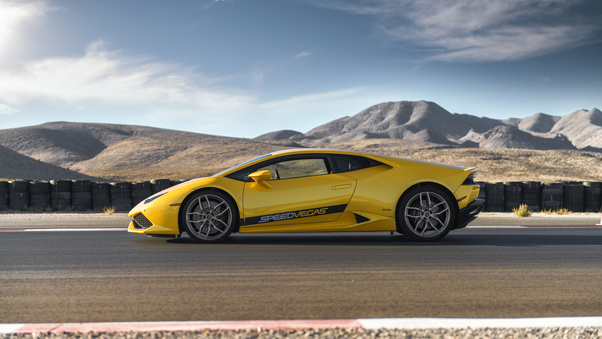 Yellow Lamborghini Huracan 8k Wallpaper