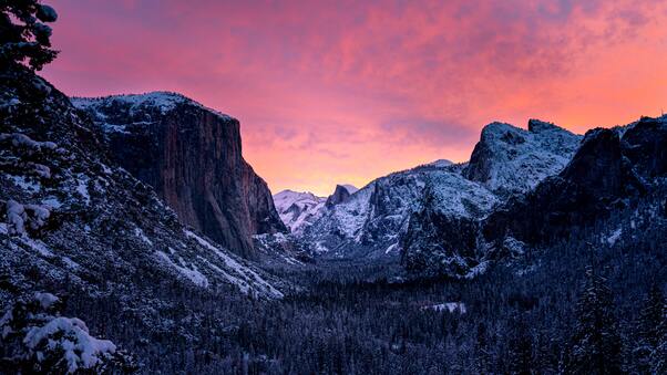 Yosemite Golden Hour Above Body Of Water 8k Wallpaper