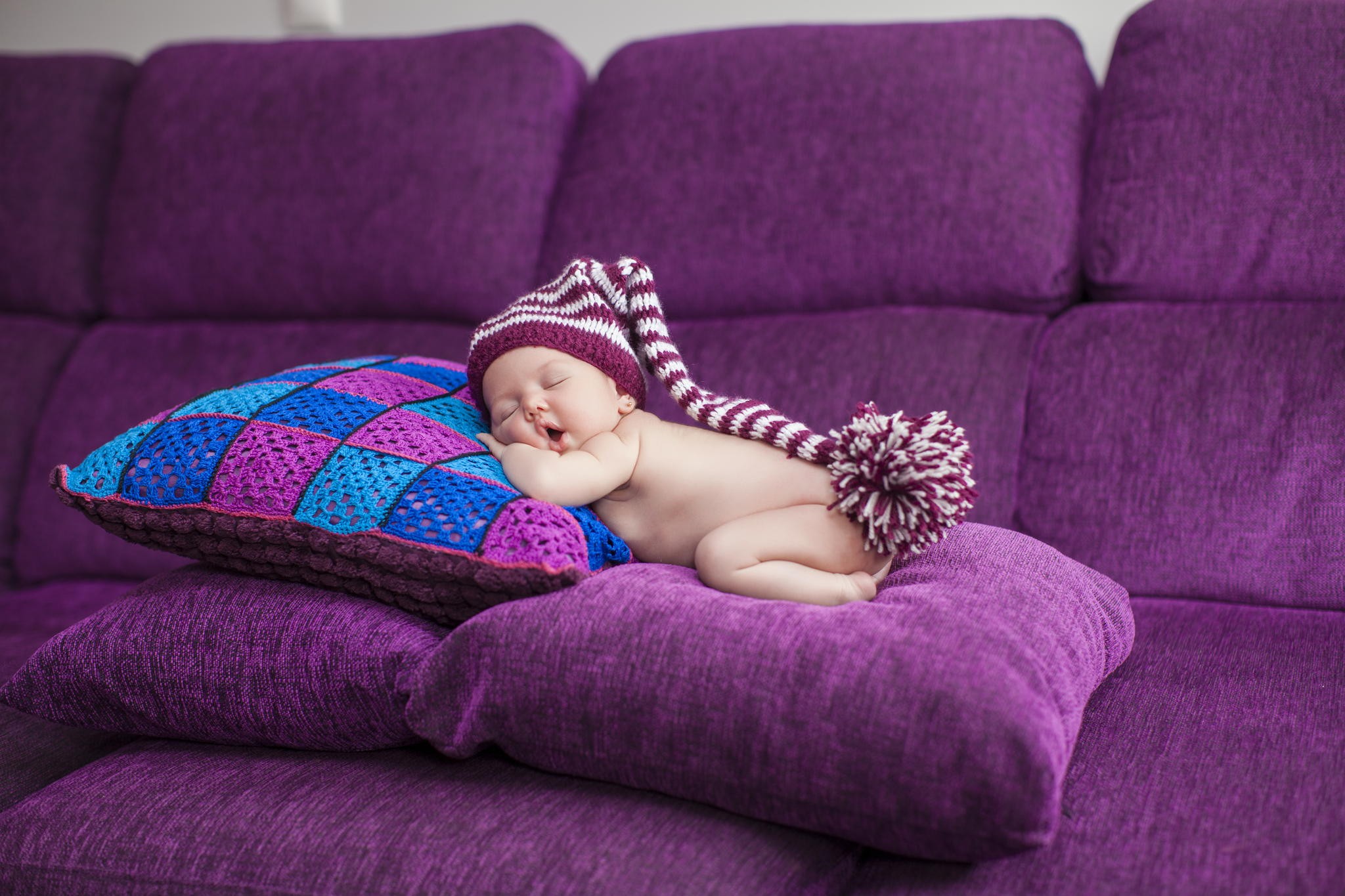 Cute Sleeping Baby Girl Wallpaper Download | MobCup