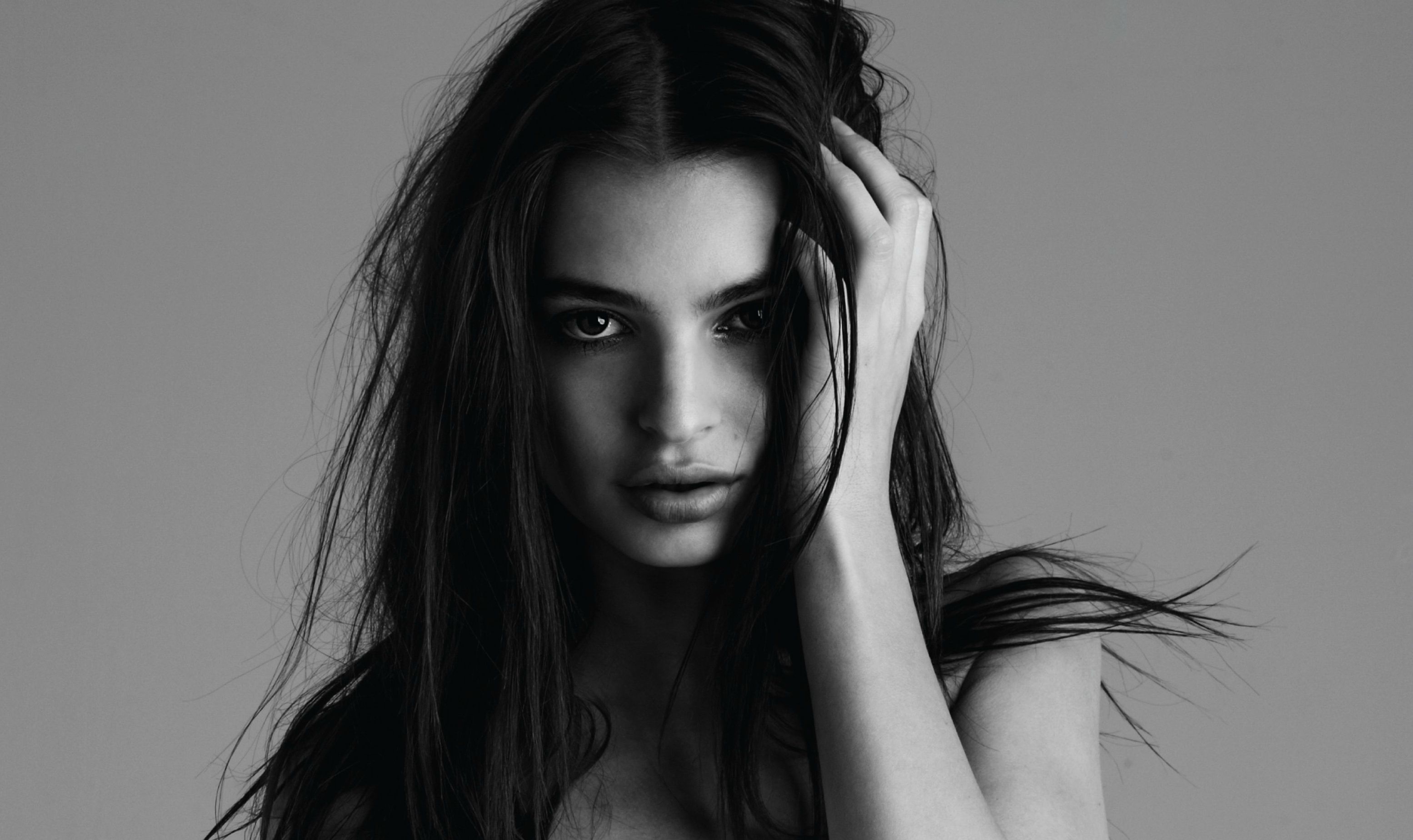 Emily Ratajkowski Monochrome, HD Celebrities, 4k Wallpapers, Images,  Backgrounds, Photos and Pictures