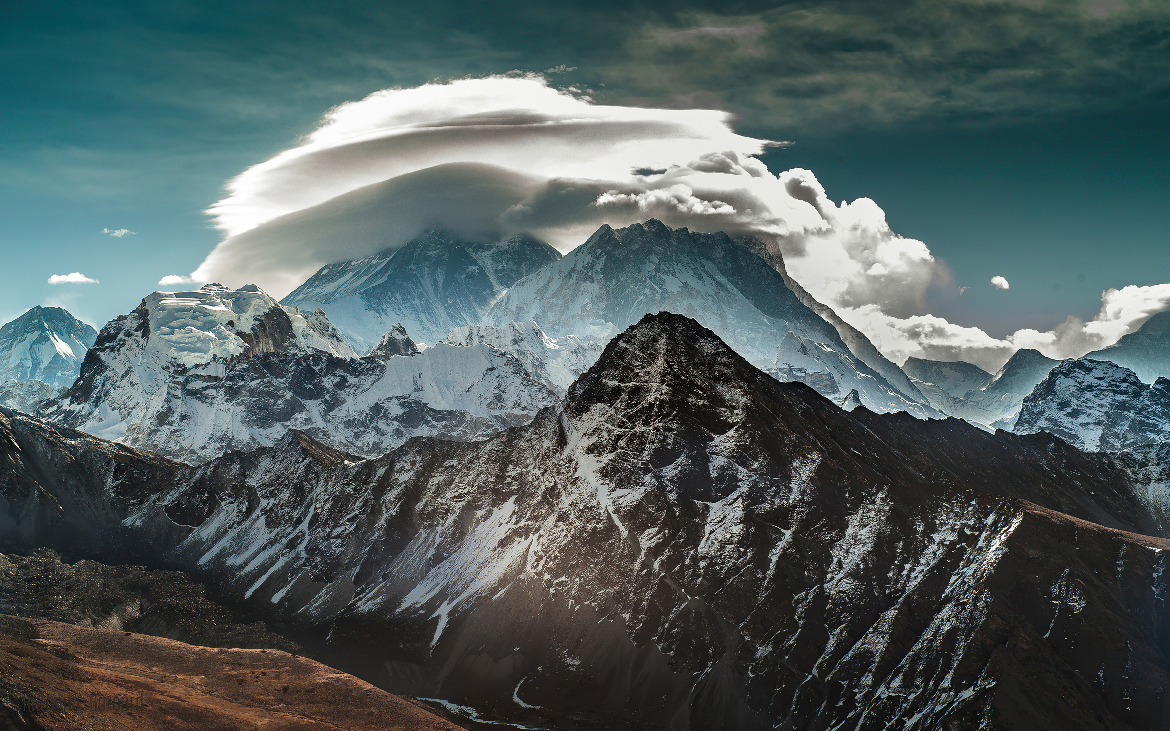 Красивое видео гор. Тибет Эверест Гималаи. Гора Эверест (Джомолунгма). Гималаи. Гималаи Эльбрус. Гора Кайлас.