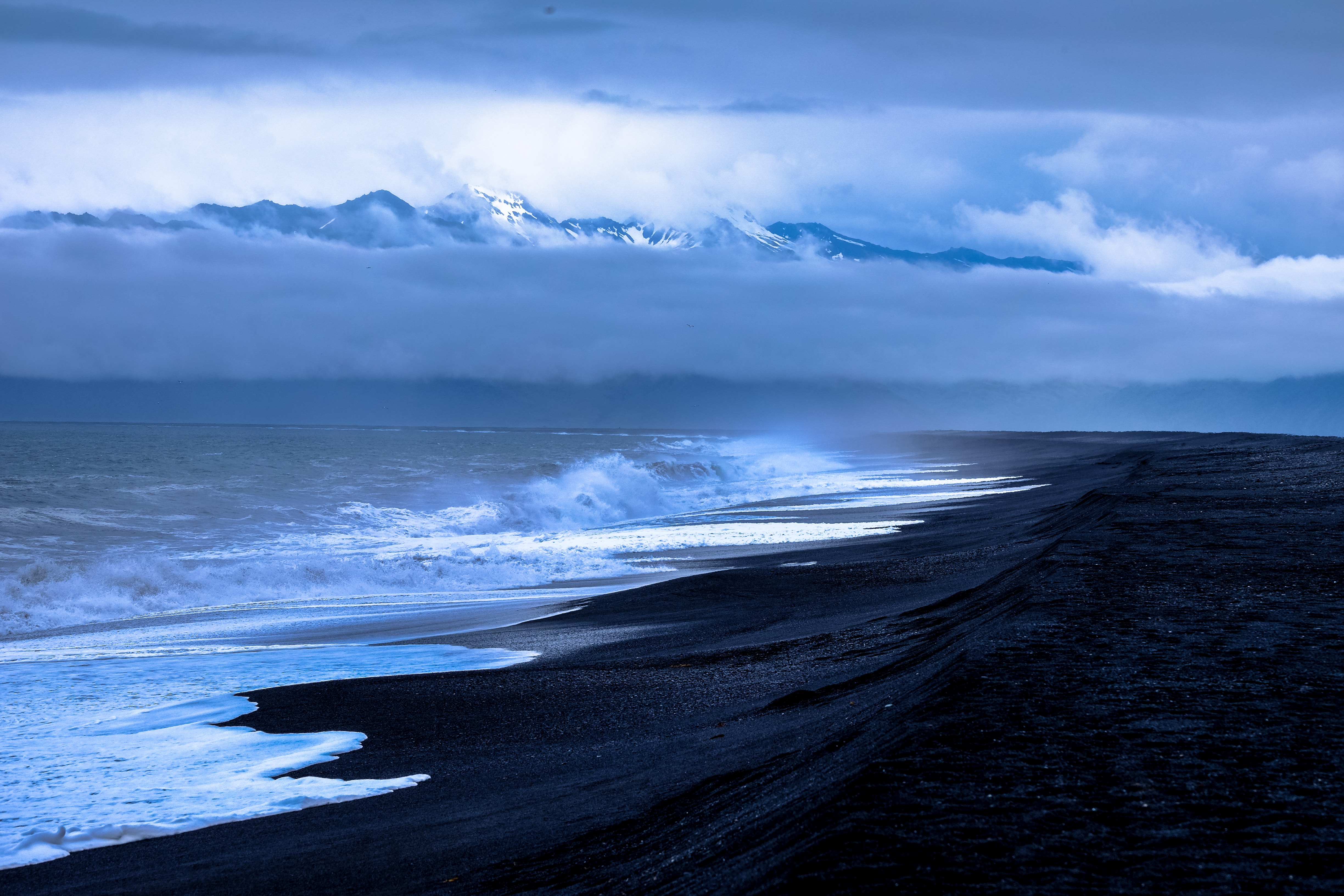Бескрайний океан 1. Пляж Рейнисфьяра — Вик, Исландия. Холодное море. Океан. Моря и океаны.