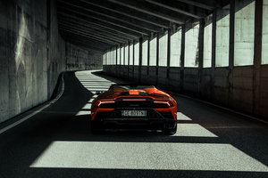 2021 Lamborghini Huracan Evo Spyder Through Tunnel 4k Wallpaper