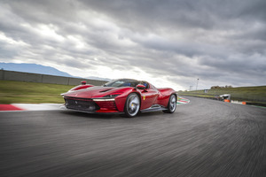 2022 Ferrari Daytona SP3 8k