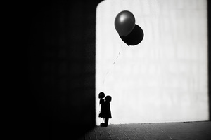 A Monochrome Tale Of Girl And Balloon (5120x2880) Resolution Wallpaper