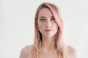Amber Heard Pink Hairs 4k (2048x1152) Resolution Wallpaper