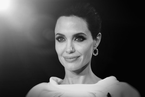 Angelina Jolie 2017 Wallpaper