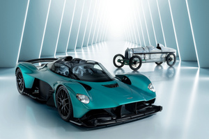 Aston Martin Valkyrie Spider Prototype And Aston Martin Razor Blade (1280x1024) Resolution Wallpaper