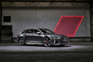 Audi RS 6 Avant 2019 Front Wallpaper