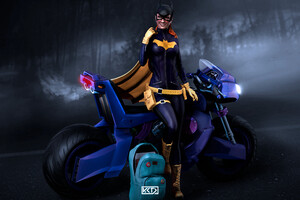 Batgirl Bike 4k