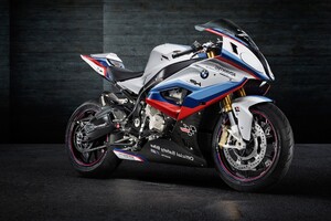 BMW M4 MotoGP Safety Bike