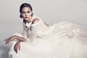 Bridal White Dress Model (1600x900) Resolution Wallpaper