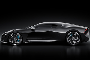 Bugatti La Voiture Noire Side View (1360x768) Resolution Wallpaper