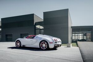 Bugatti Veyron Grand Sport Vitesse (2560x1024) Resolution Wallpaper