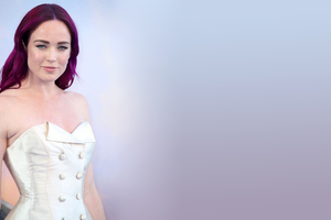 Caity Lotz In White Dress (1360x768) Resolution Wallpaper