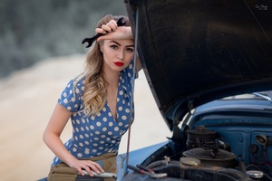Car Mechanic Girl
