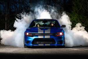 Charger Burnout (1024x768) Resolution Wallpaper