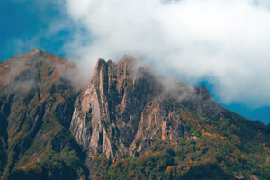 Cloud Kissed Over The Mountains (2932x2932) Resolution Wallpaper