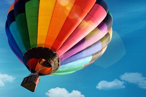 Colorful Hot Air Ballon Wallpaper