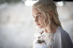 Daenerys Targaryen Mother Of Dragons (2560x1080) Resolution Wallpaper