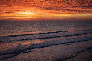 Dawn Over Daytona Beach Wallpaper